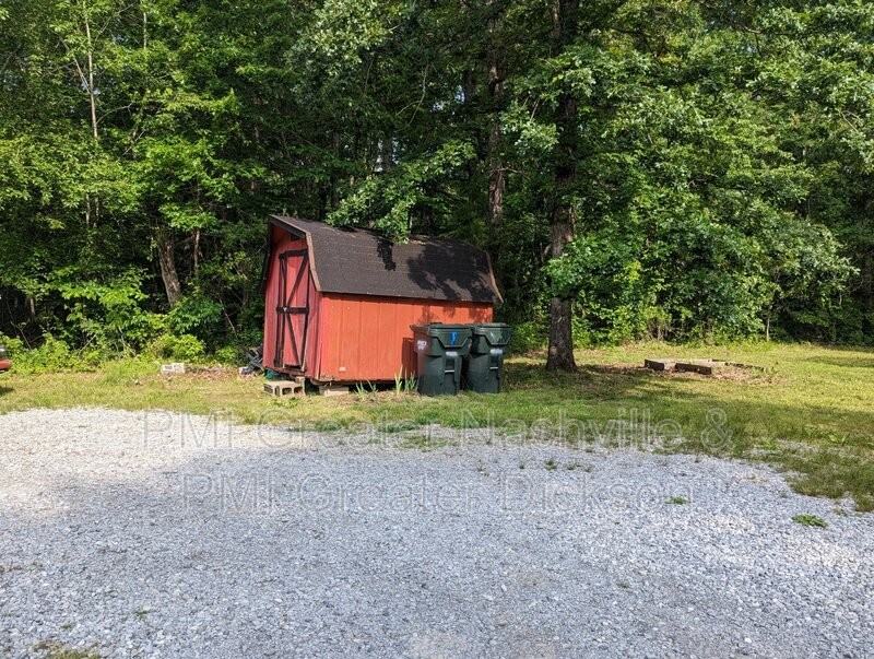 2318 C C C Rd - Photo 2 of 9