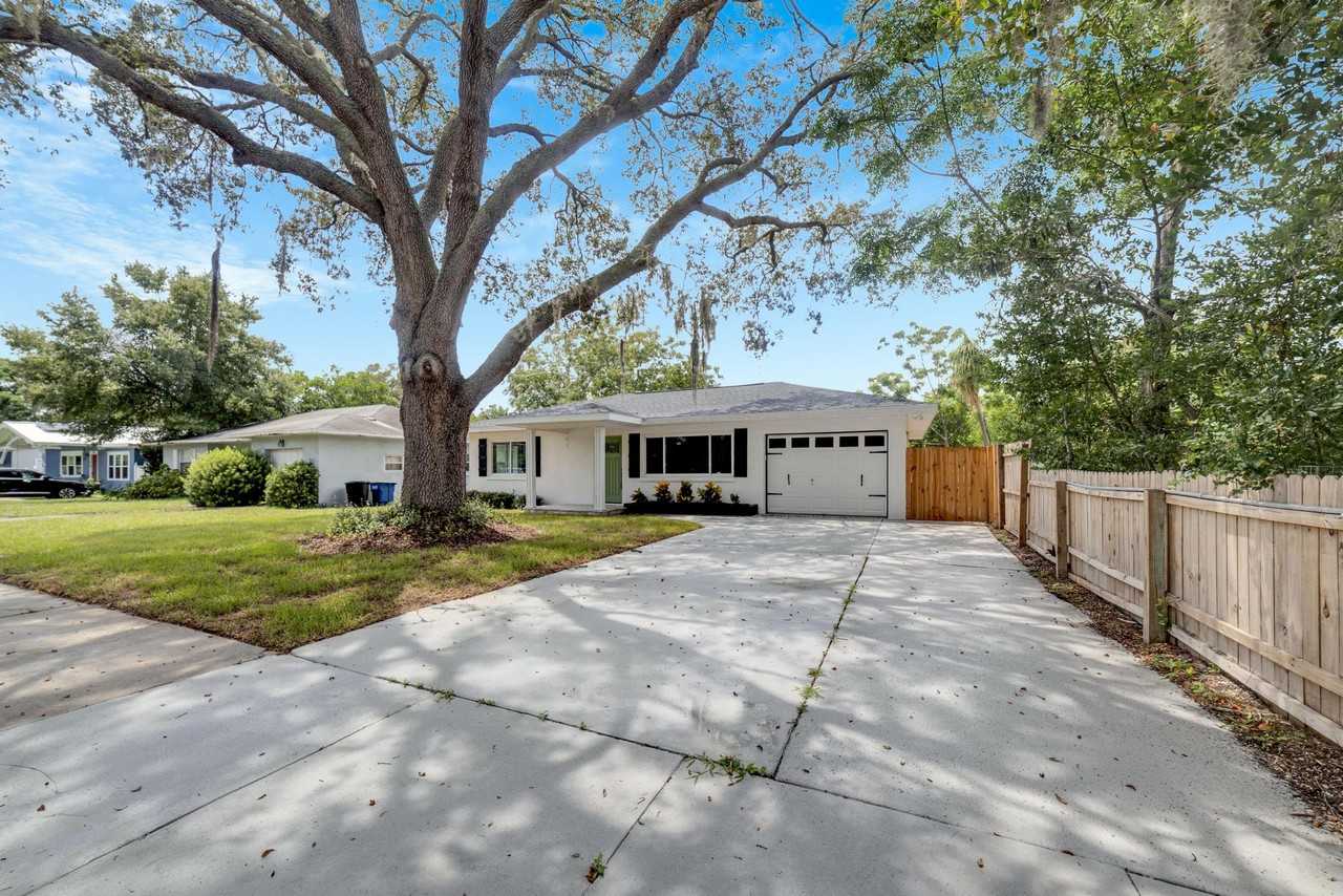 304 Orangewood Ave - Photo 3 of 50
