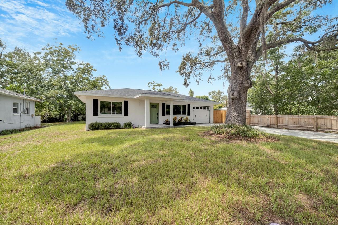 304 Orangewood Ave - Photo 4 of 50