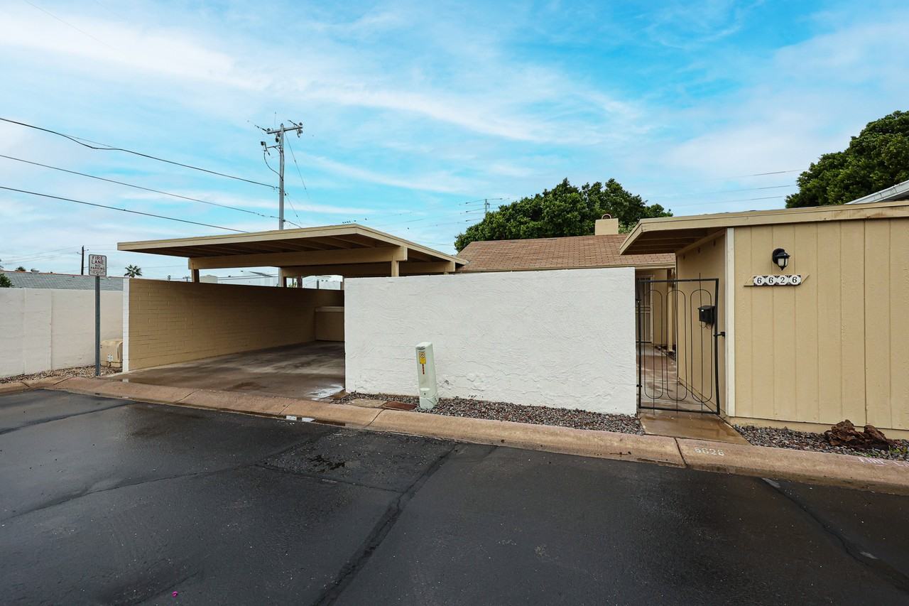 6626 N Majorca Ln W - Photo 2 of 24