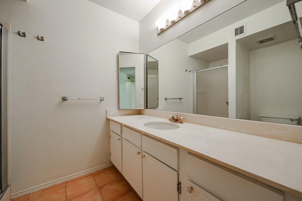 6626 N Majorca Ln W - Photo 7 of 24