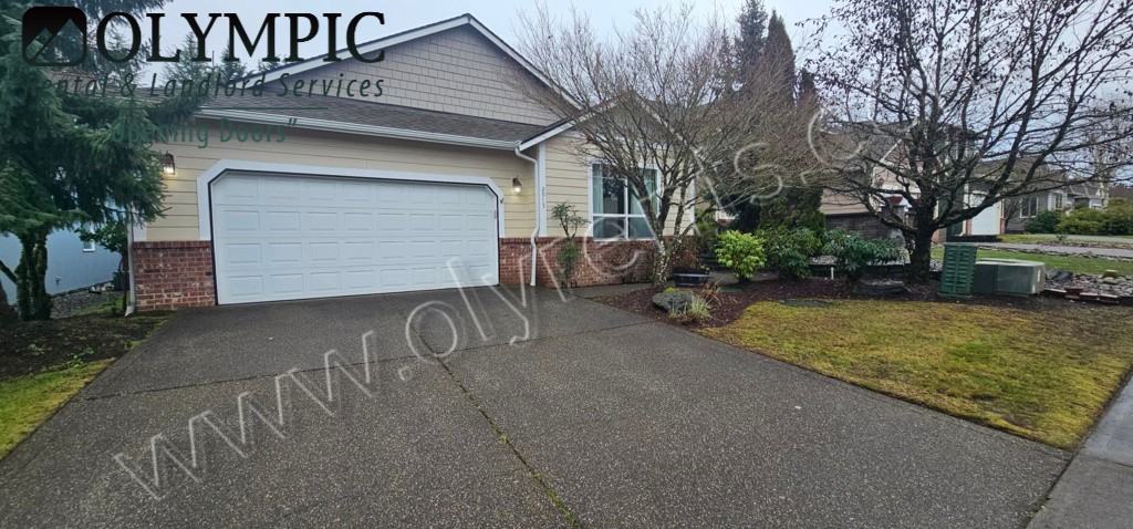 2915 Haig Dr Se - Photo 2 of 25