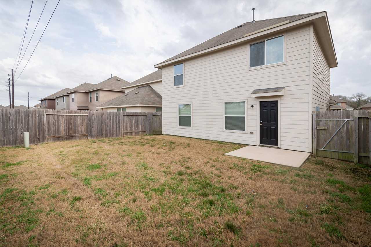 18822 Venito Dr - Photo 3 of 14