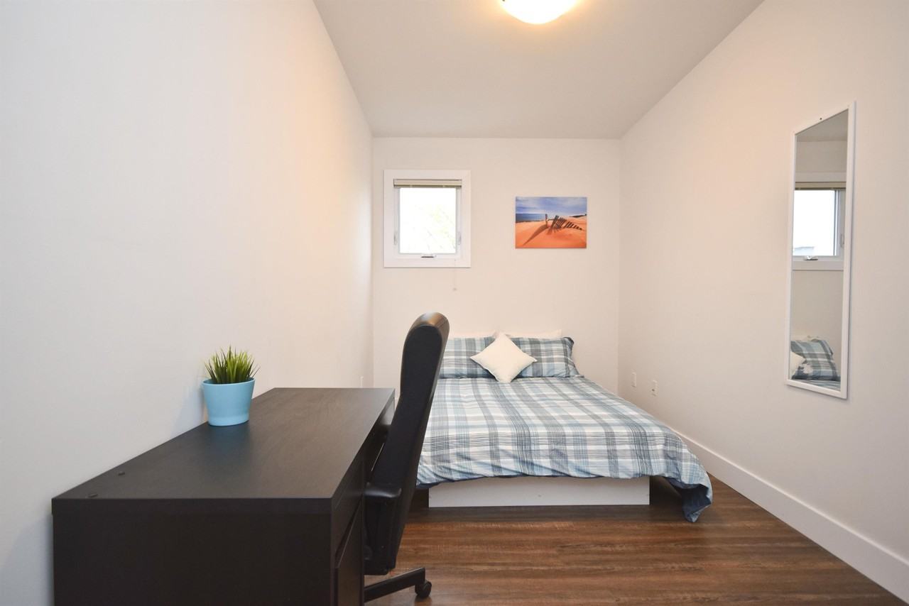 386 1e - 386 Chapel Street #1E - Photo 3 of 30