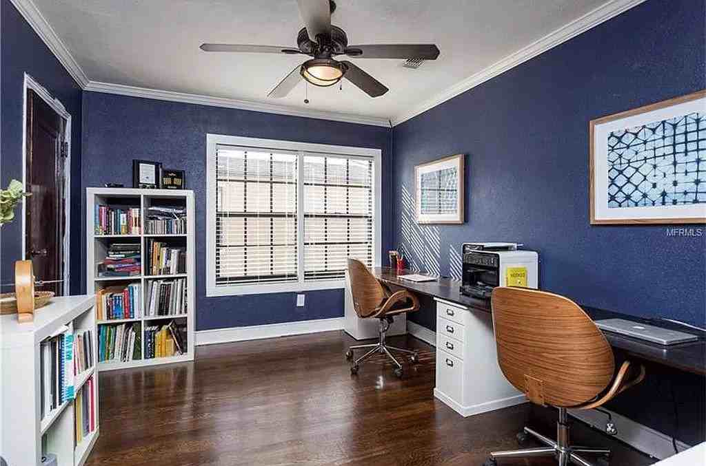 122 E Esther St - Photo 7 of 14