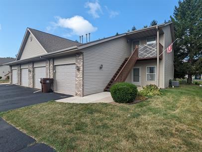 4924 Pine Meadow Pkwy #2