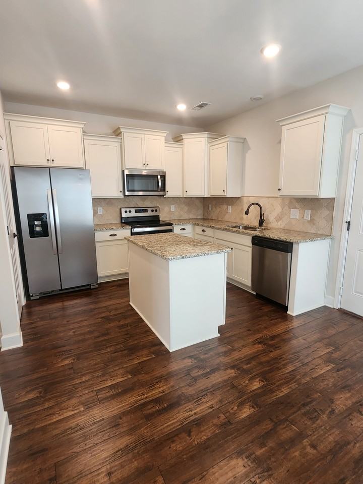 309 Moira Cir #1 - Photo 6 of 16