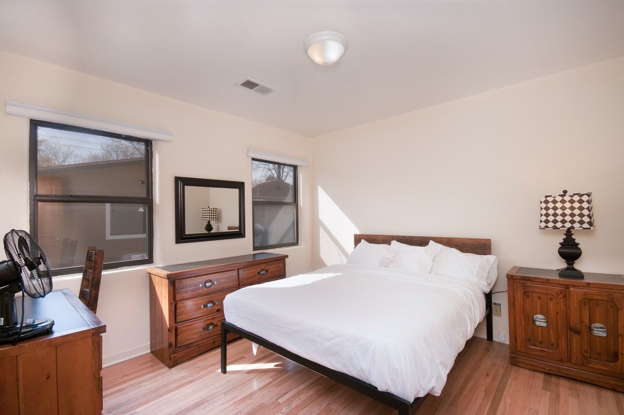 1405 Princeton Dr Ne #NA - Photo 3 of 29
