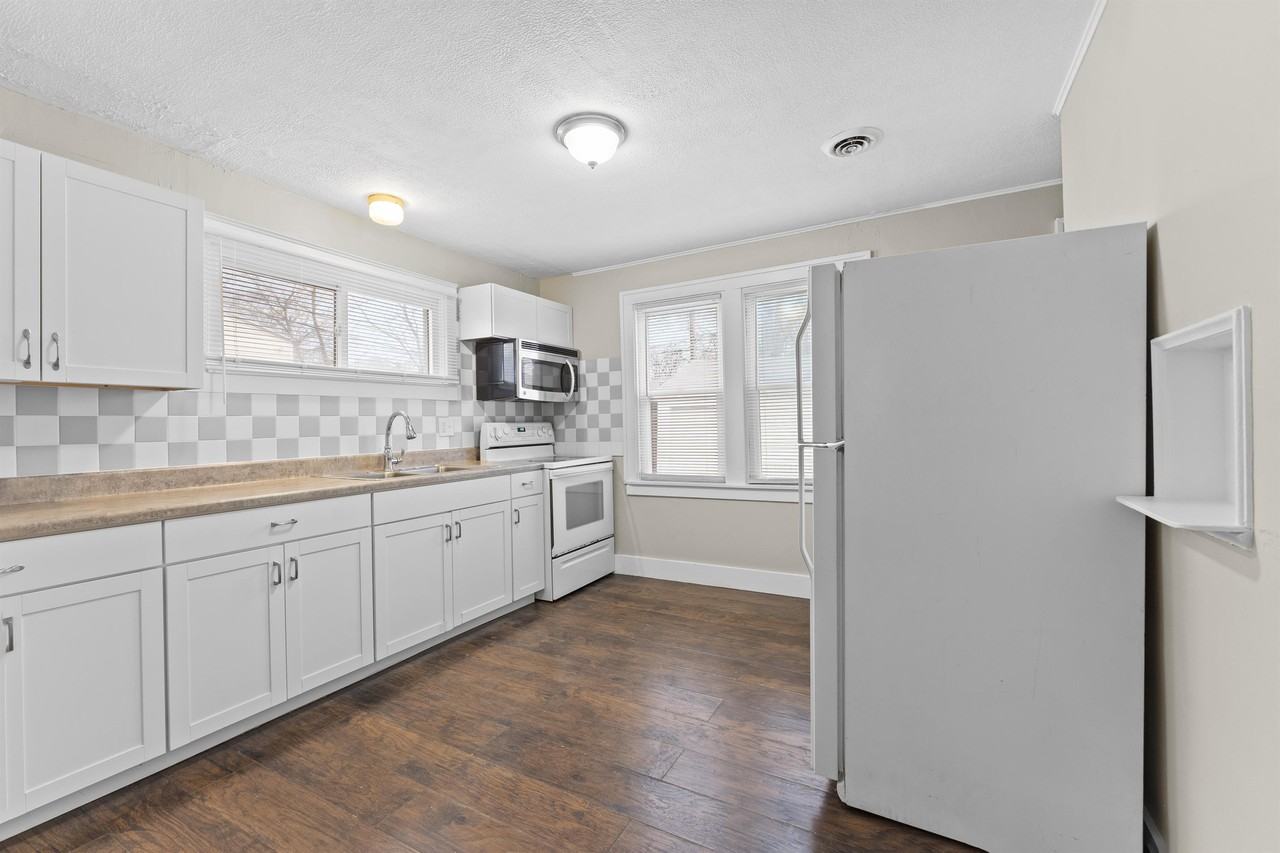 8638 Cadillac Ave #1 - Photo 2 of 10