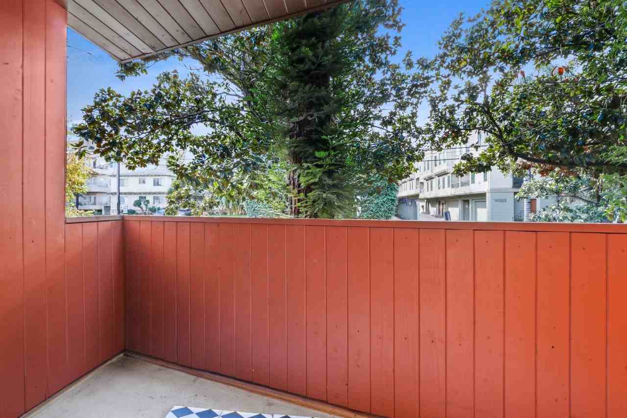 Dickens Gardens - Photo 5 of 19