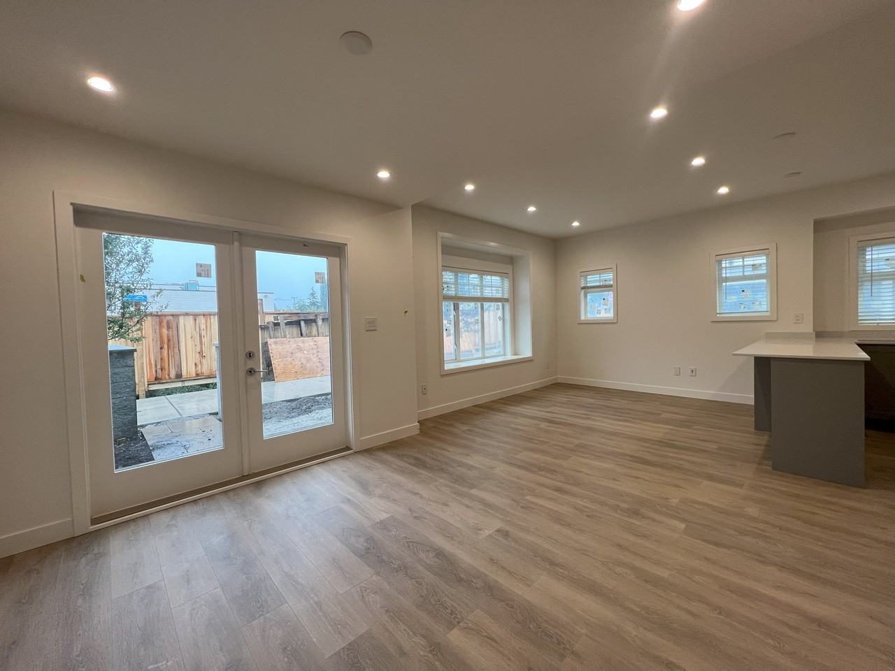 11671 Cambie Road - Photo 4 of 18