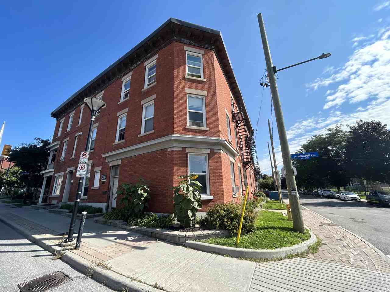 383 Bronson Apartments in Centretown, Ottawa, ON K1R 6J4 Zumper