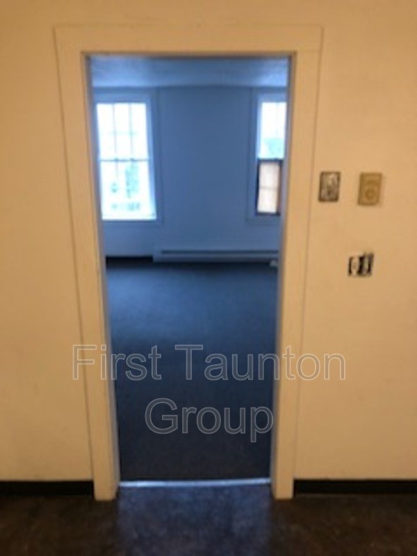 2 Union St #1 - Photo 5 of 10