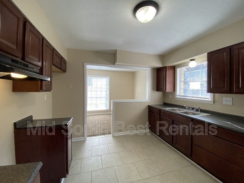 5480 Flowering Peach Dr - Photo 3 of 8