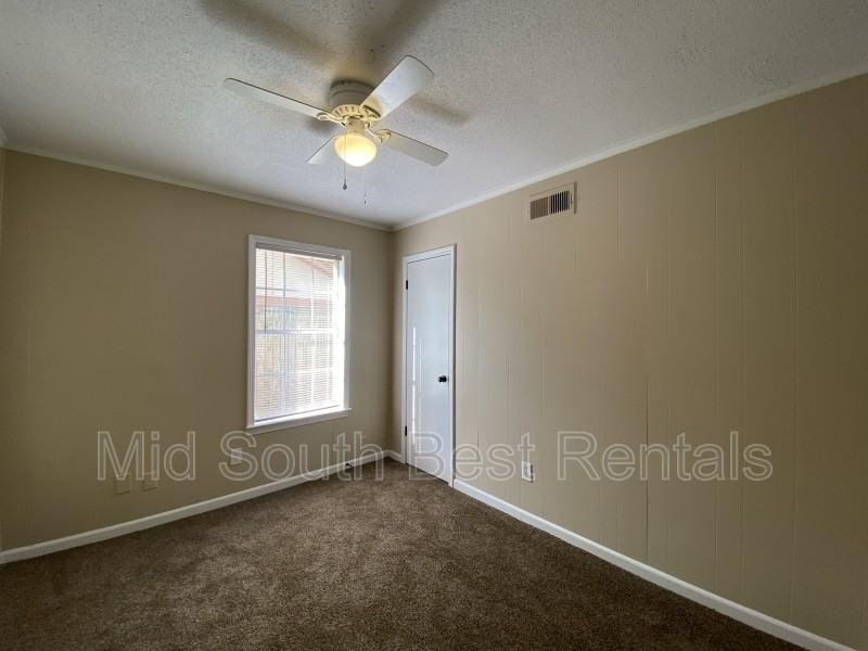 5480 Flowering Peach Dr - Photo 4 of 8