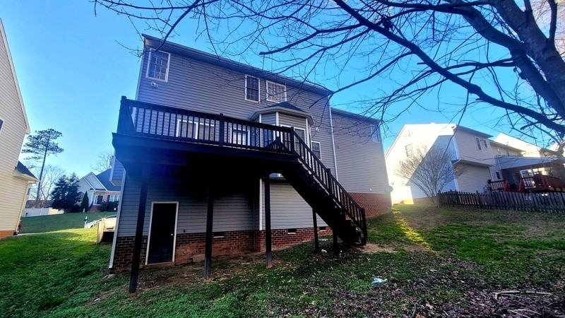 5661 Hereld Green Dr - Photo 3 of 36