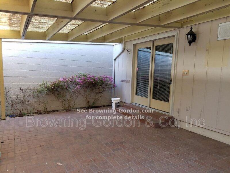 129 Plantation Ct - Photo 2 of 15