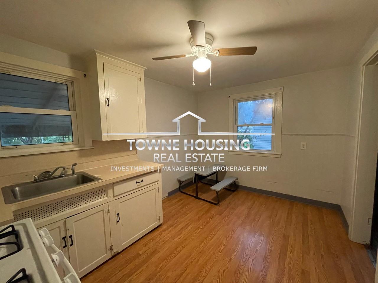 160 Woodward Avenue - Photo 2 of 17