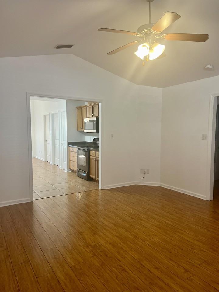 116 Cloer Ln #1 - Photo 2 of 20