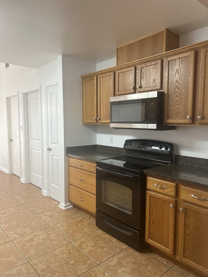 116 Cloer Ln #1 - Photo 5 of 20