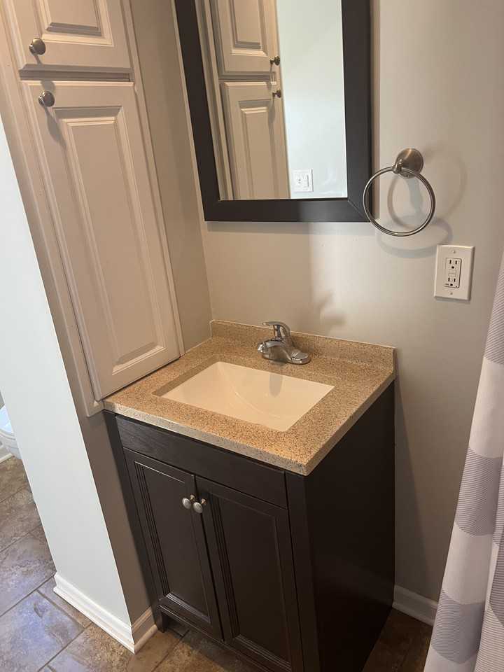 1754 N Pulaski St - Photo 2 of 7