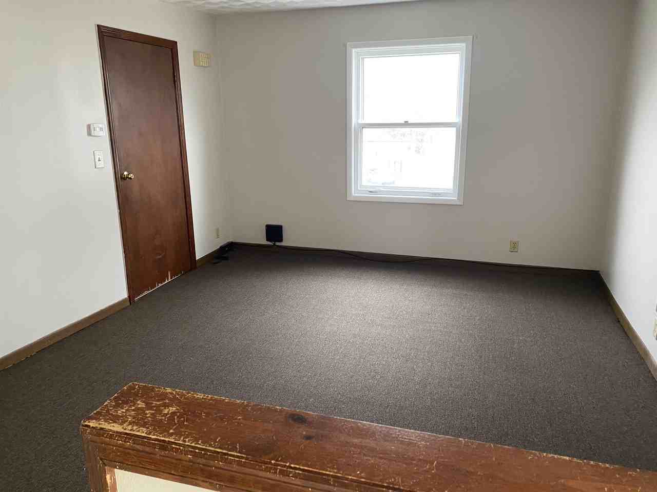 359 Marilla St Uppr - Photo 2 of 7