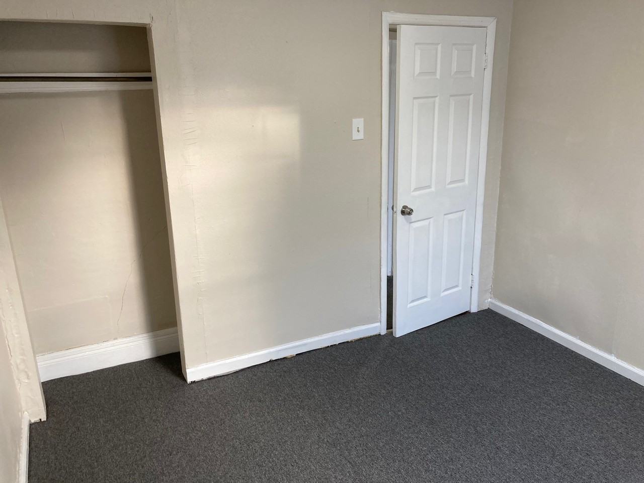 913 Niagara St Uppr Rear #UR - Photo 6 of 10