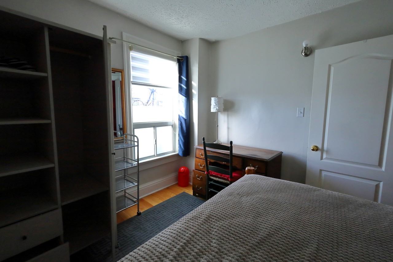 Ossington Ave & Hallam St #4 - Photo 2 of 9