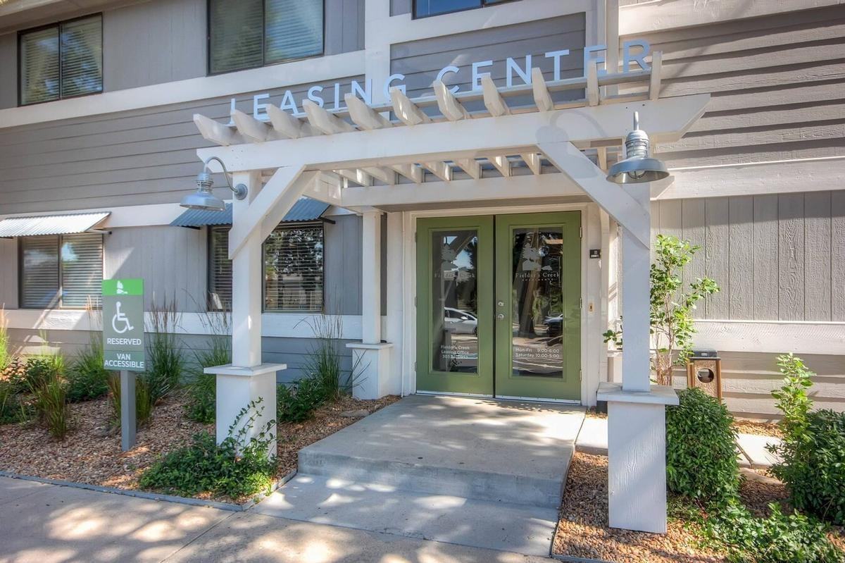 3205 W Floyd Ave - Photo 3 of 35