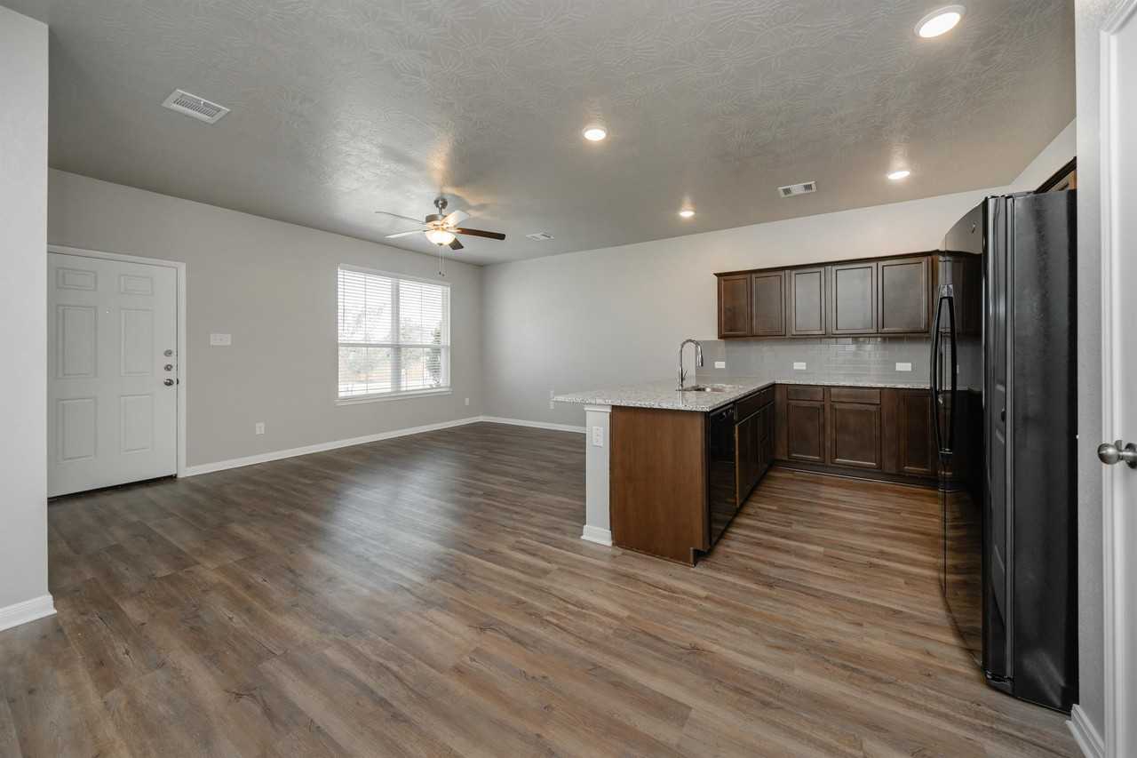 1134 Trellis Pass #1 - Photo 2 of 18