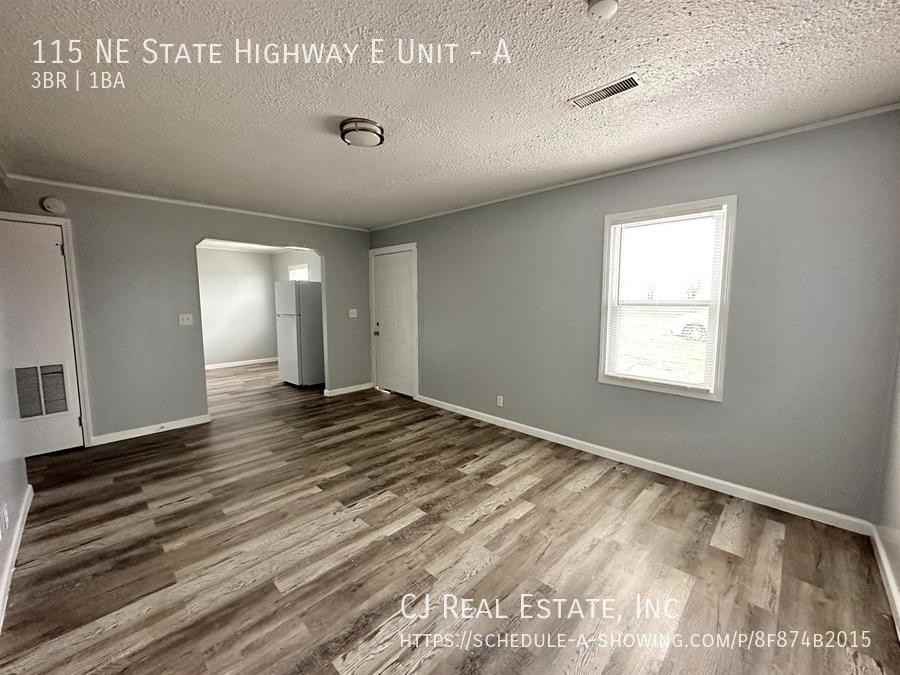 115 Ne County Rd E #A - Photo 2 of 9