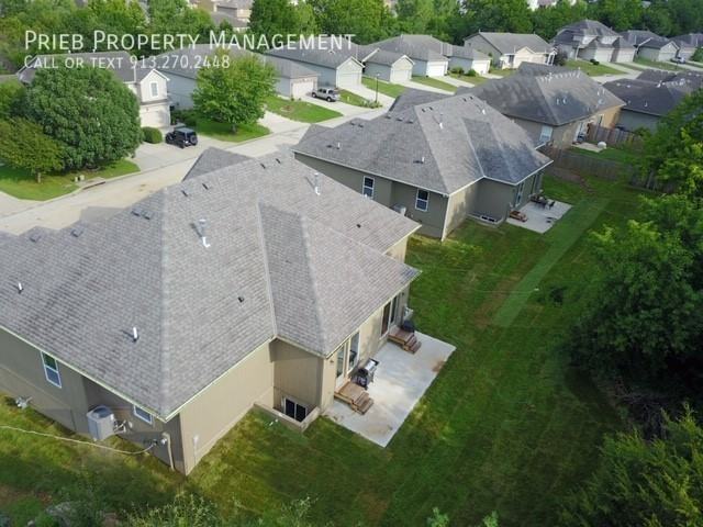 1306 N 131st Ter - Photo 3 of 19