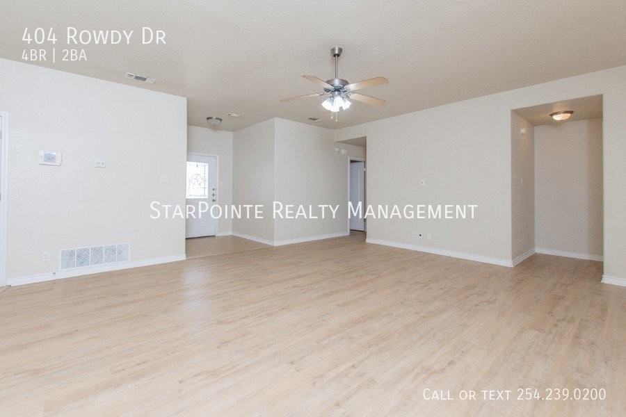 404 Rowdy Dr - Photo 3 of 21