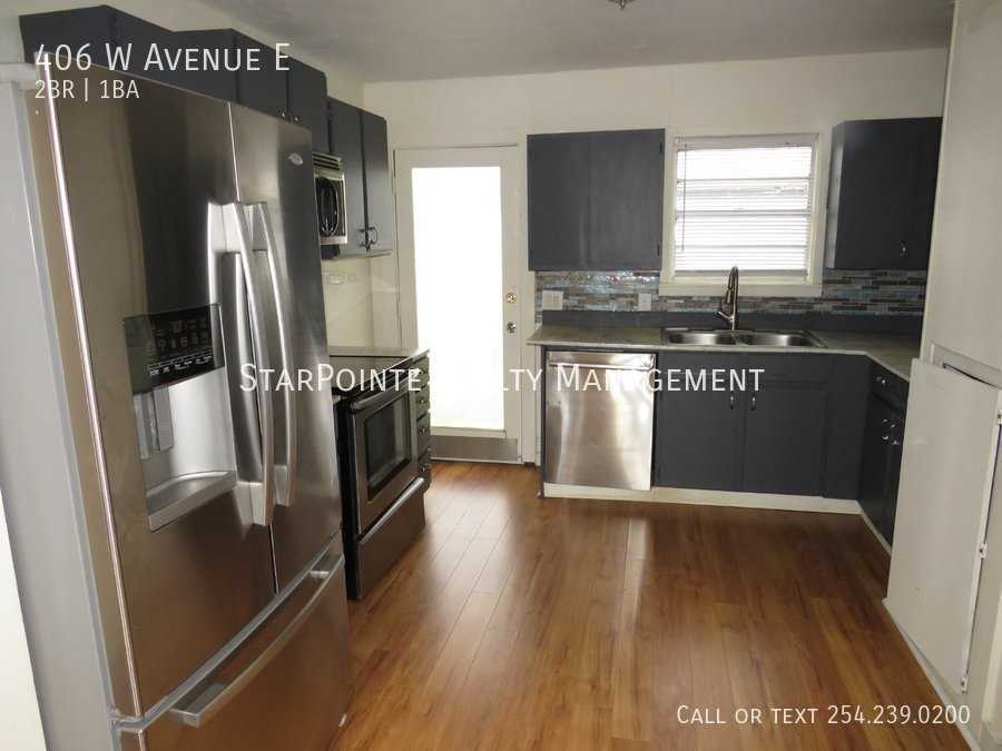 406 W Avenue E - Photo 4 of 9