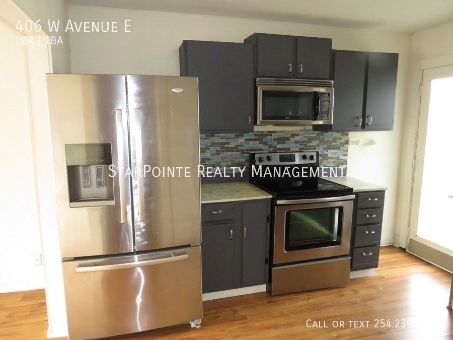 406 W Avenue E - Photo 5 of 9