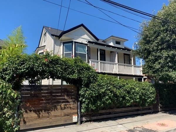 832 Milton St - Photo 2 of 8