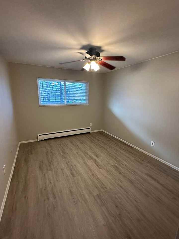 1415 South Corona Avenue #7 - Photo 6 of 22