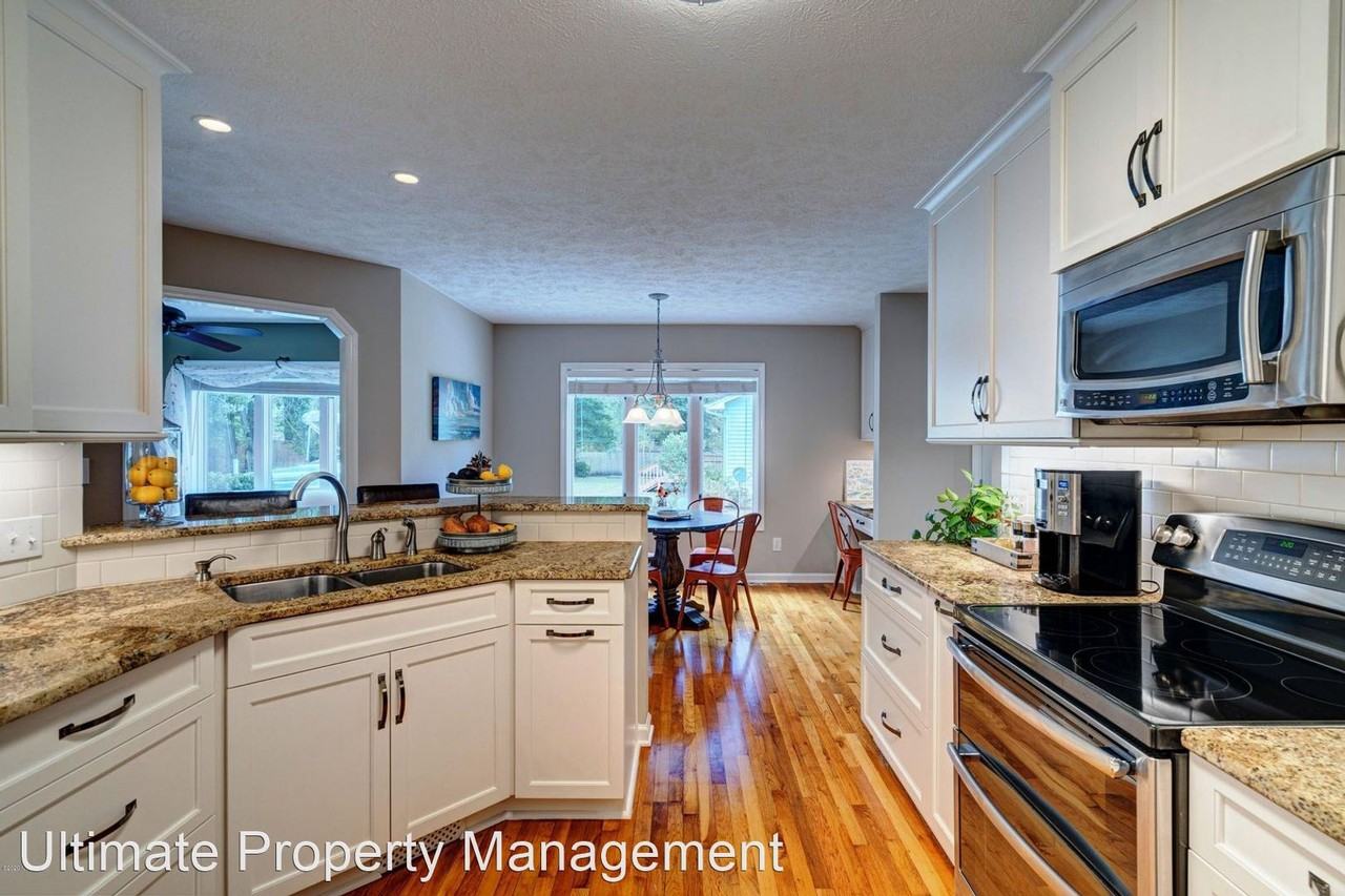 7625 Lost Tree Rd - Photo 2 of 48