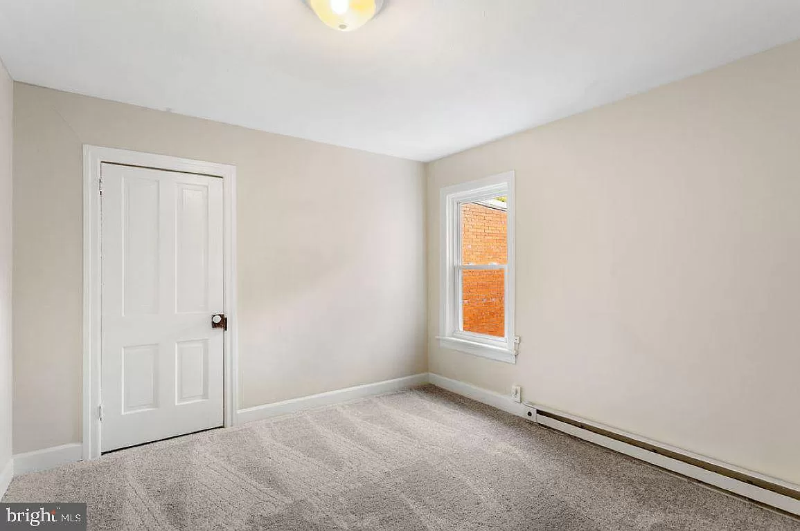 241 York St #2 - Photo 3 of 13