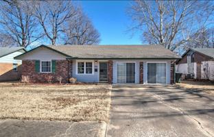 featured image of 516 Warwick Drive