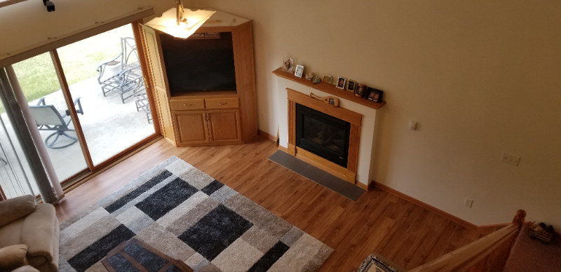 527 W Riverview Dr - Photo 3 of 18