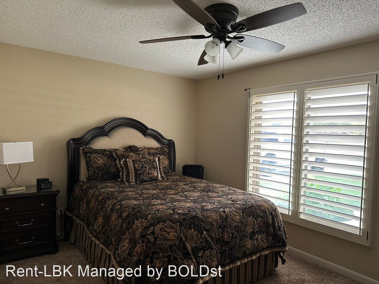 3608 86th St - Photo 2 of 30