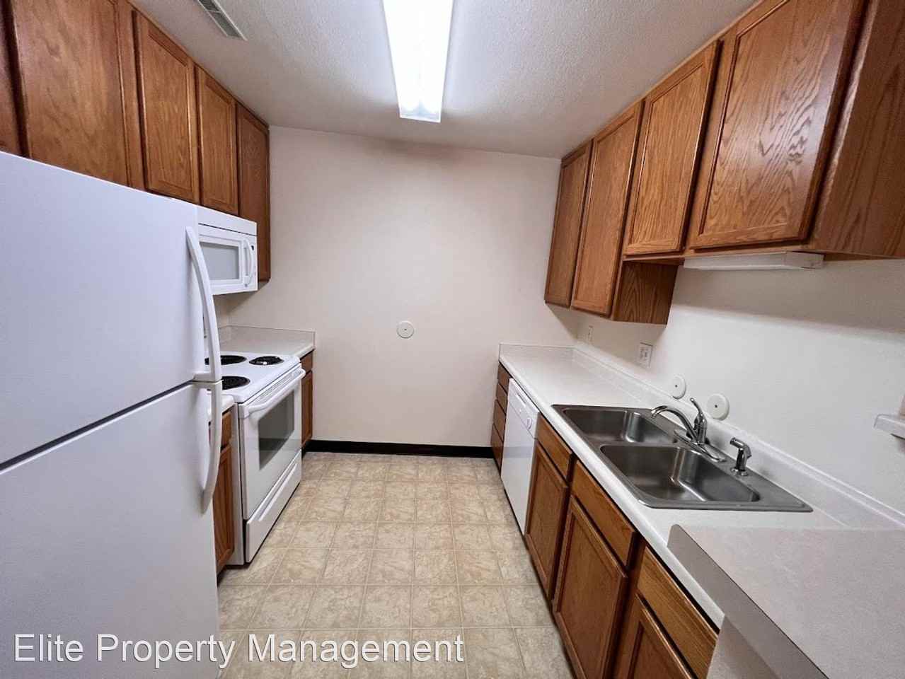 3219 Roy Key Ave - Photo 3 of 12