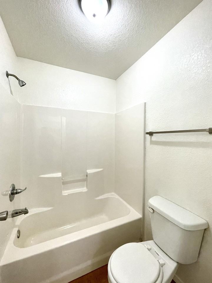 473766 E 1117 Rd #10 - Photo 4 of 18