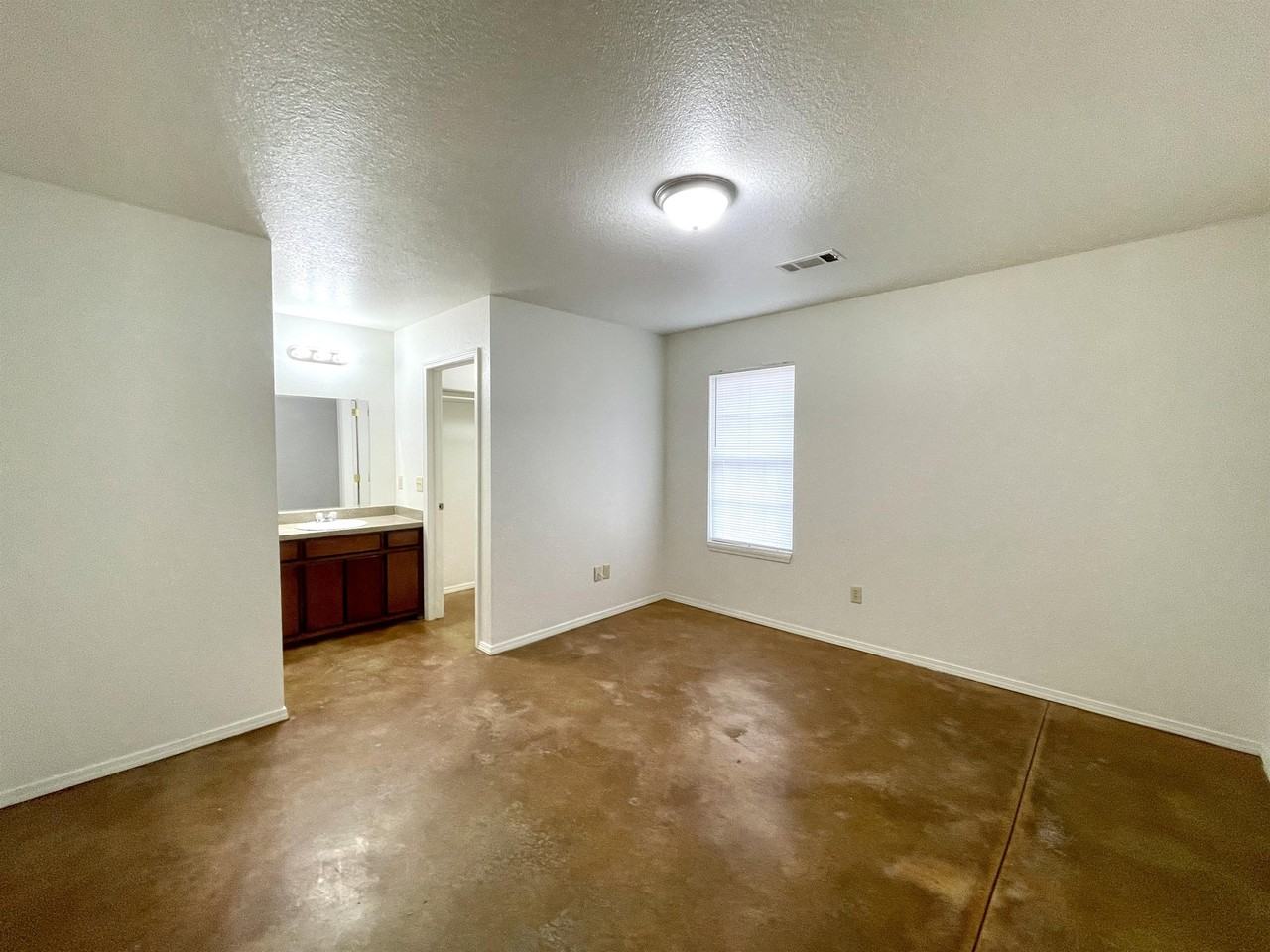473766 E 1117 Rd #10 - Photo 5 of 18