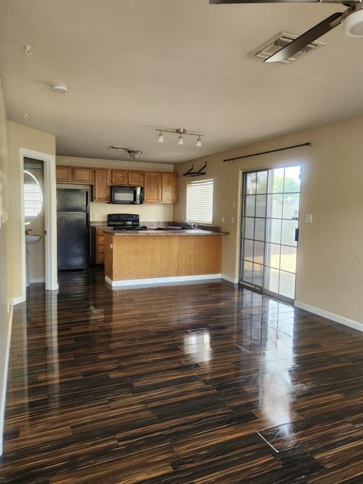 1731 E Cambridge Ave #1 - Photo 5 of 10