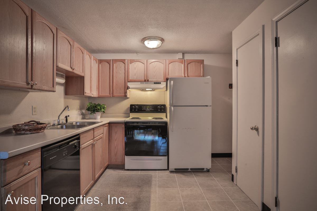 Charles & Cross Streets - Photo 2 of 10