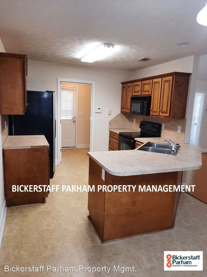 754 Mill Pond Dr - Photo 3 of 20