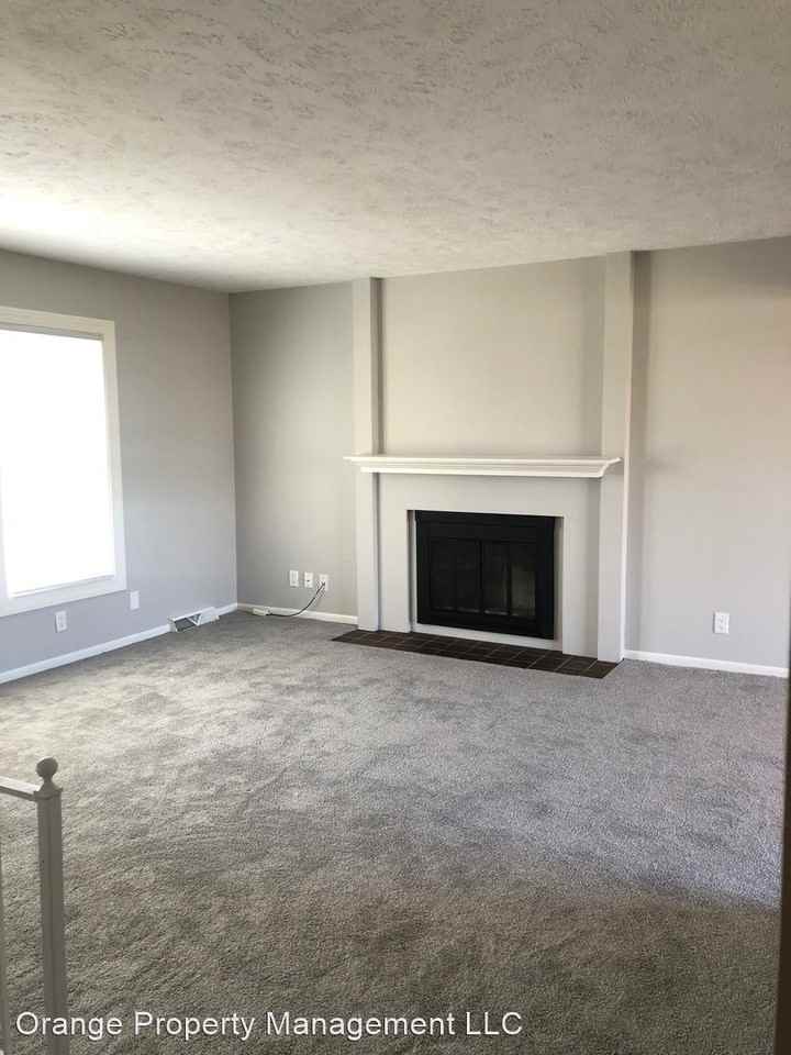 12730 Larimore Ave - Photo 2 of 32