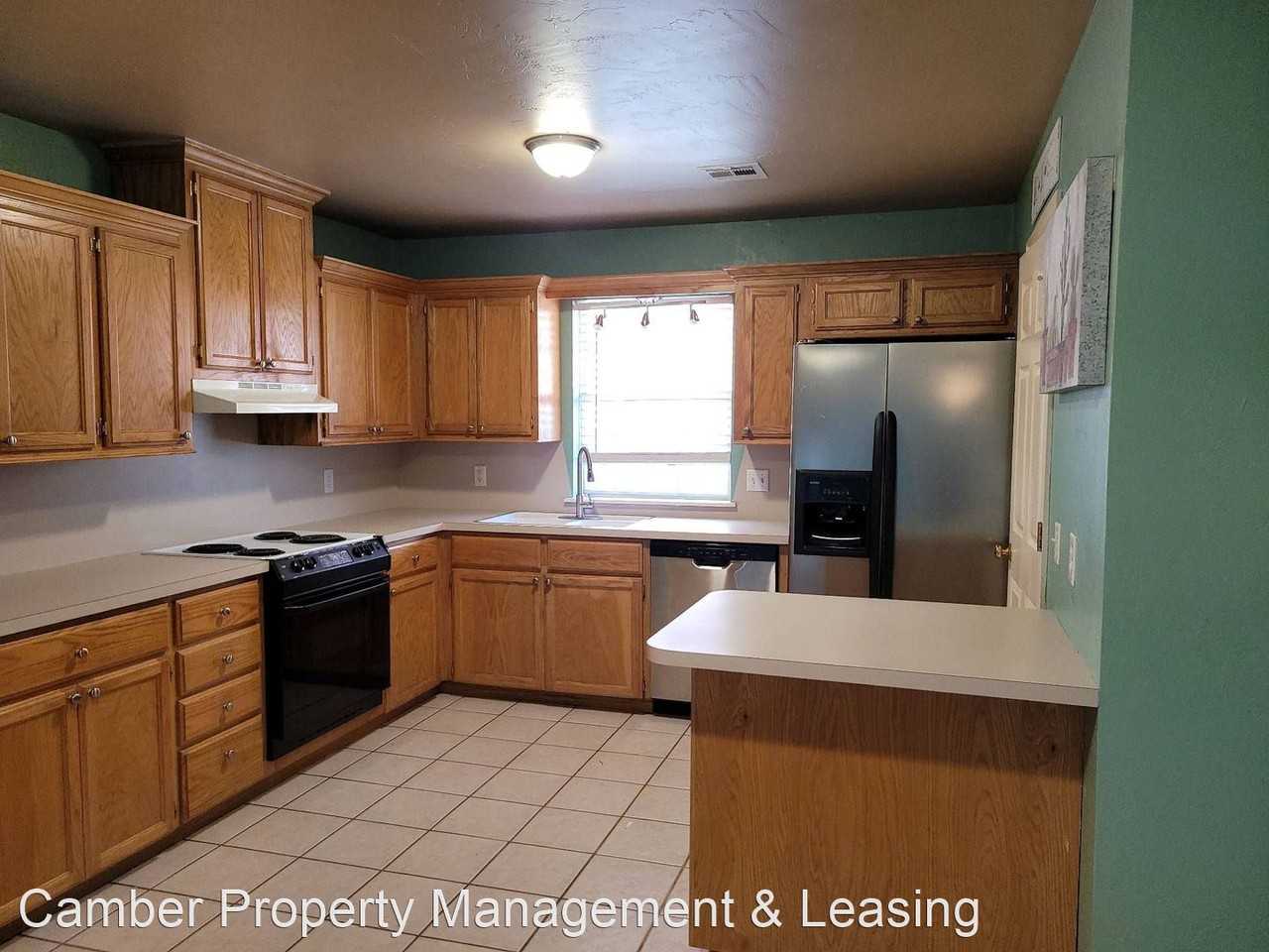 12280 Sw 11th St - Photo 3 of 10